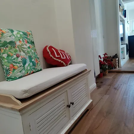 Attico Gloria, Con Terrazza